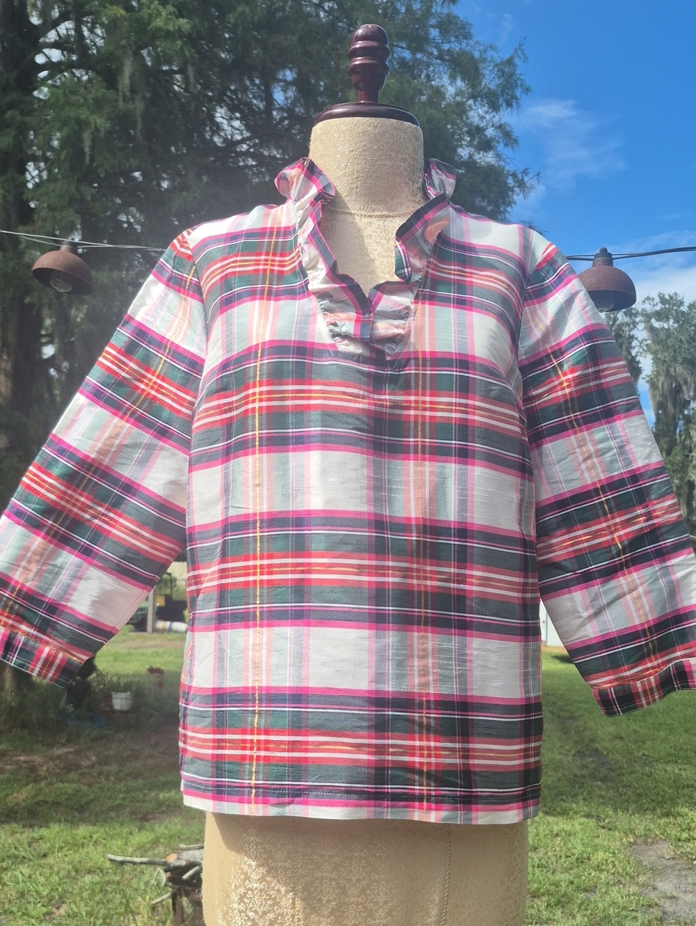 Crown & Ivy Tafata Style Plaid Top With Ruffle Stand Up Collar Christmas Plaid